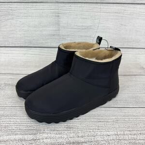 Roxy Women's Black Faux Fur Lined Pull On Booties Size 10